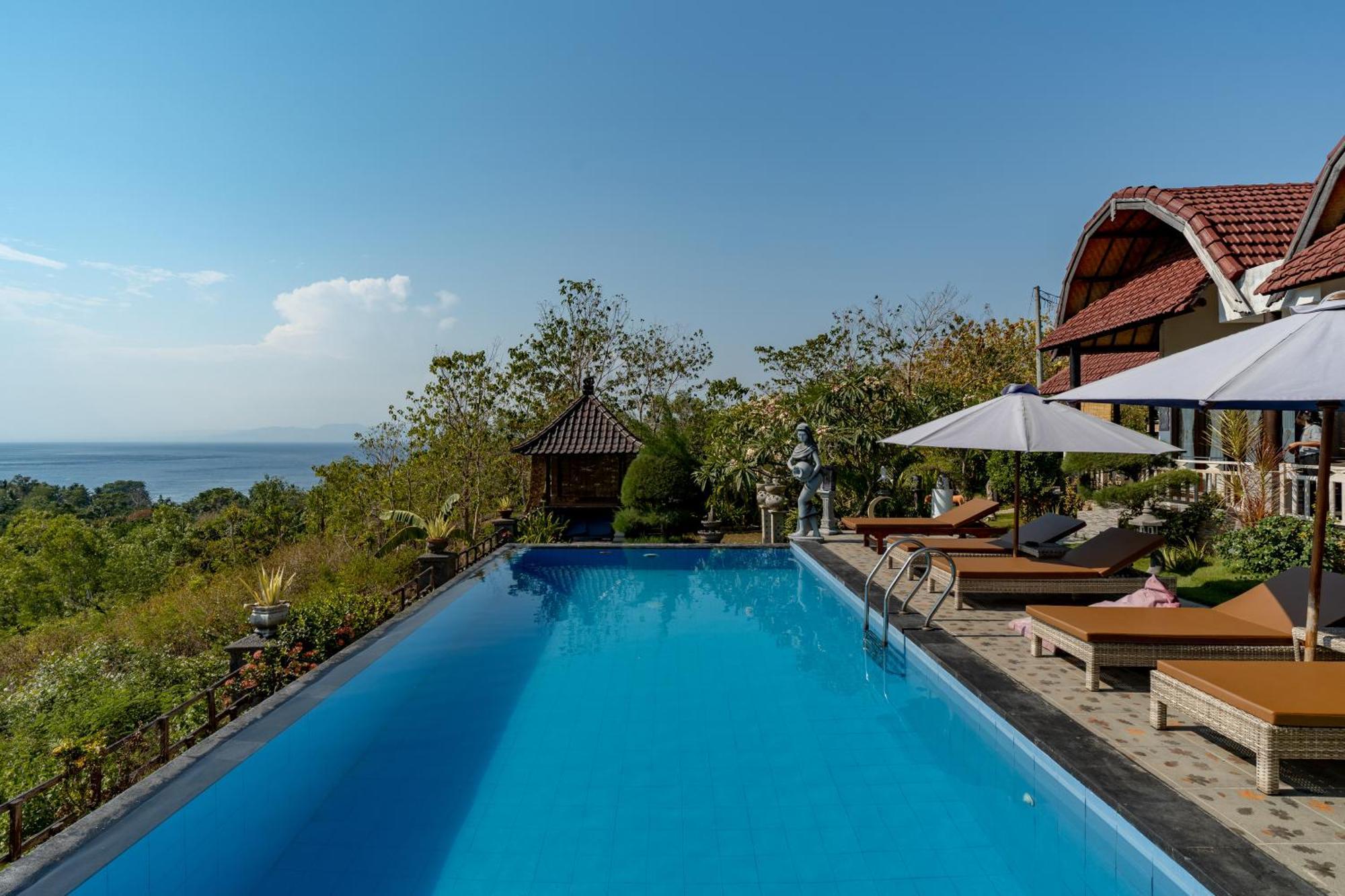 Kaylas Hill Resort Batununggul Екстериор снимка